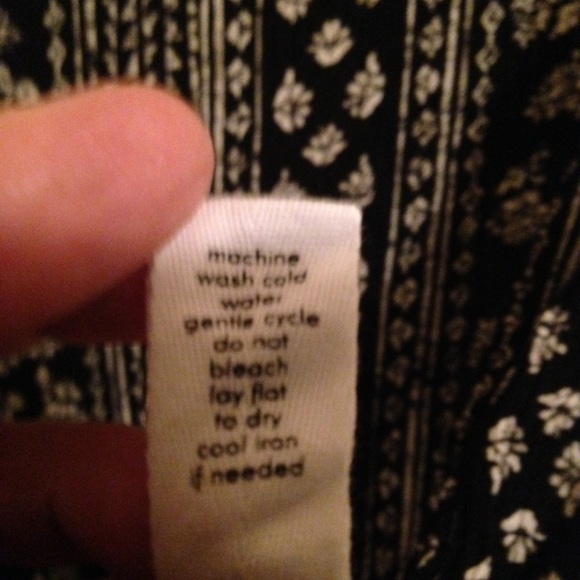 Dress - Picture 4 of 4